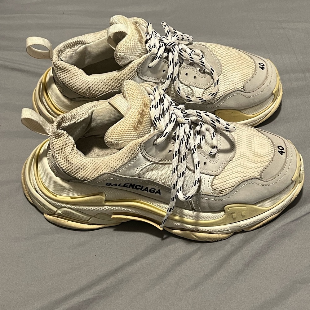 Balenciaga Triple S size 40